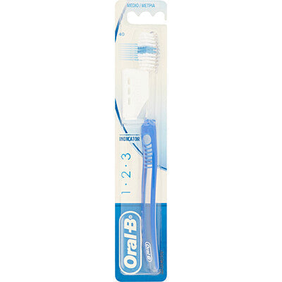 ORAL B SPAZZOLINO INDICATOR 40 MEDIO 6 PZ